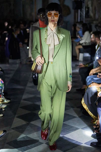 Look 47